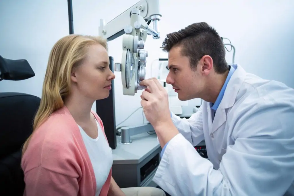 woman getting a lasik eye surgery consultation